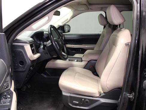 Used 2024 Ford Expedition Limited AWD/4WD image 20
