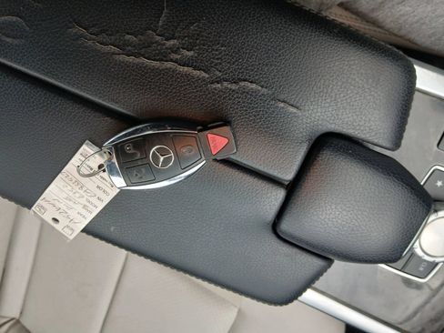 Used 2014 Mercedes-Benz E 350 4MATIC Sedan w/ Premium 1 Package image 28