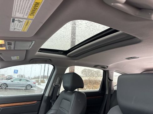 Certified 2021 Honda CR-V Touring image 4