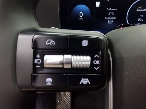 New 2026 Hyundai Ioniq 9 Calligraphy image 24