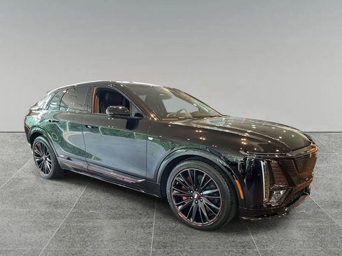 New 2026 Cadillac Lyriq V w/ LPO, Red Accent Package image 7