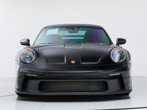 Used 2022 Porsche 911 GT3 image 11