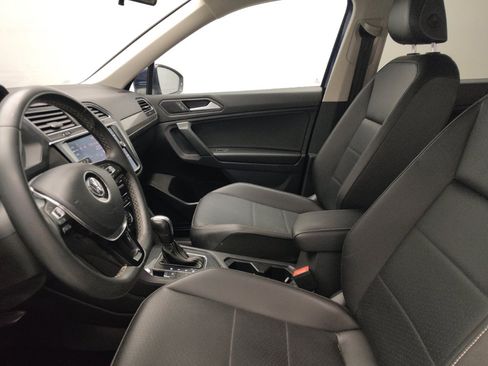 Used 2021 Volkswagen Tiguan S FWD image 17