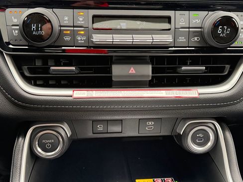 New 2026 Toyota Grand Highlander AWD Hybrid image 29