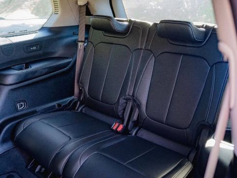 Used 2021 Jeep Grand Cherokee L Limited image 36