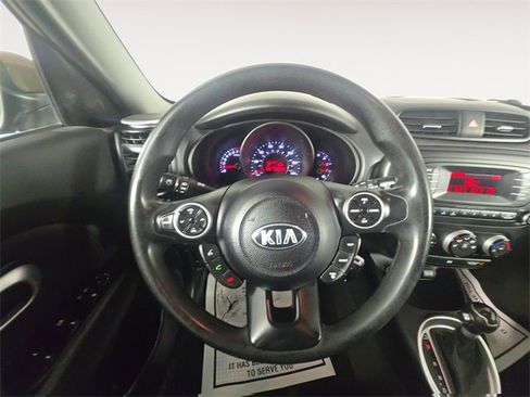 Used 2015 Kia Soul image 12