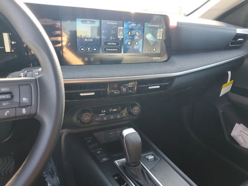 New 2026 Nissan Kicks SV image 12