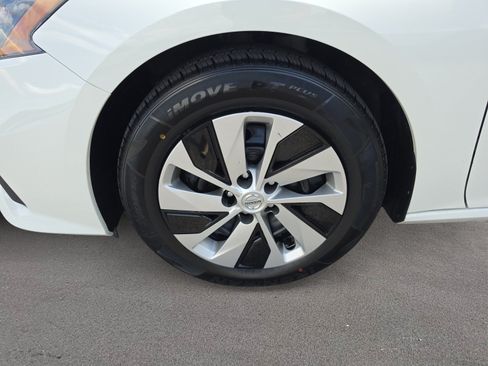 Used 2022 Nissan Altima 2.5 S FWD image 22