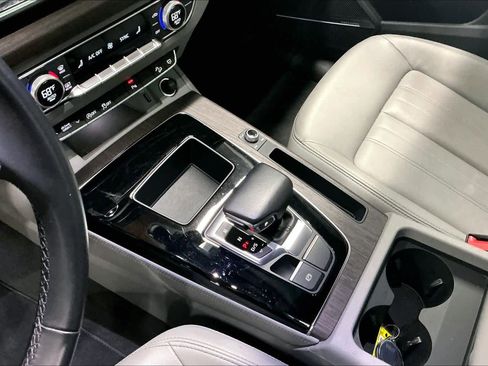 Certified 2023 Audi Q5 2.0T Premium Plus w/ Premium Plus Package image 19