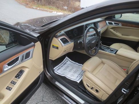 Used 2015 Hyundai Genesis 3.8 w/ Option Group 04 image 7