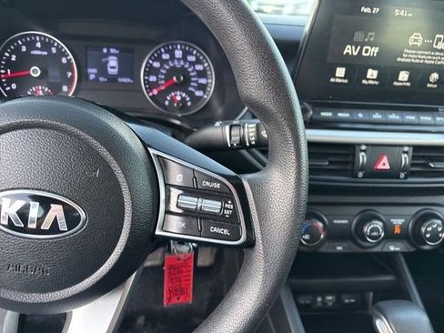 Used 2020 Kia Forte LXS image 18