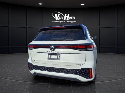 New 2026 Volkswagen Tiguan SE R-Line AWD/4WD image 56