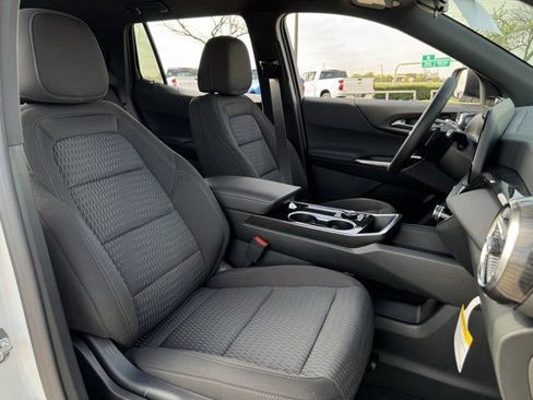 New 2026 Chevrolet Equinox LT image 26