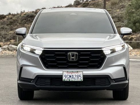 Used 2023 Honda CR-V EX image 8