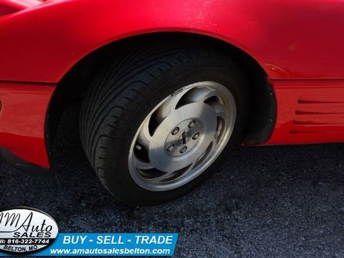 Used 1993 Chevrolet Corvette Convertible image 19