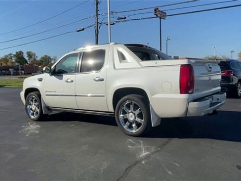 Used 2012 Cadillac Escalade EXT Premium image 6