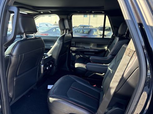 Used 2019 Ford Expedition Limited w/ Equipment Group 303A image 13