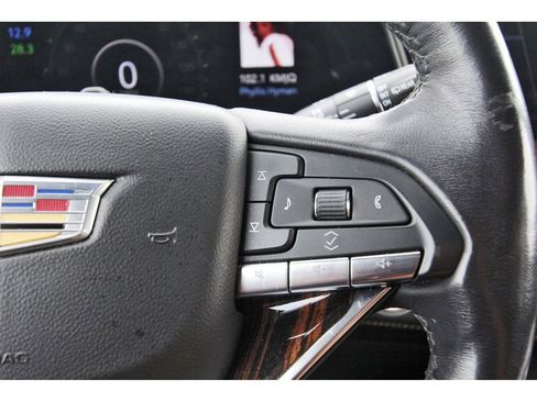 Used 2023 Cadillac Escalade ESV Premium Luxury RWD image 17