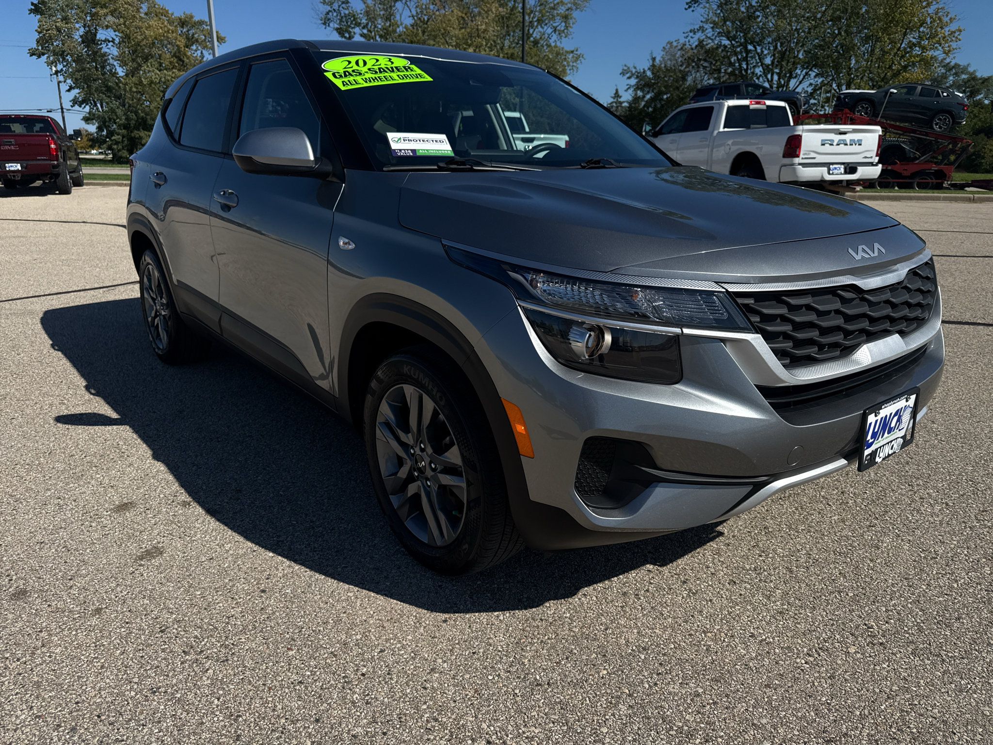 Used 2023 Kia Seltos LX AWD/4WD image 6
