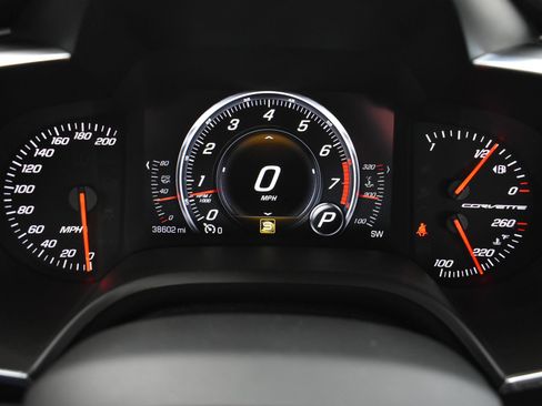 Used 2016 Chevrolet Corvette Stingray Coupe w/ Battery Protection Package RWD image 31
