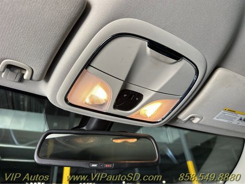 Used 2015 Jeep Cherokee Trailhawk image 24