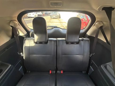 Used 2020 Mitsubishi Outlander AWD image 29