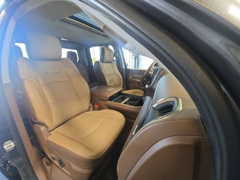 Used 2024 RAM 3500 Limited w/ Safety Group AWD/4WD image 30