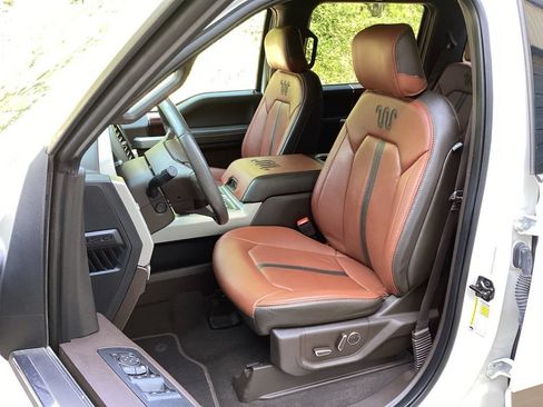 Used 2019 Ford F150 King Ranch w/ Equipment Group 601A Luxury AWD/4WD image 33