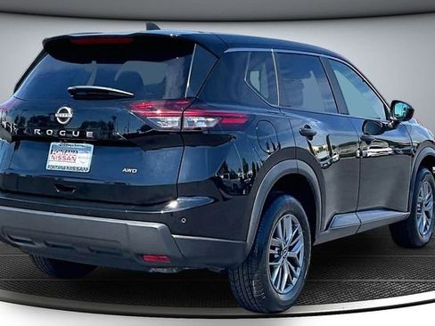 Certified 2024 Nissan Rogue S image 6