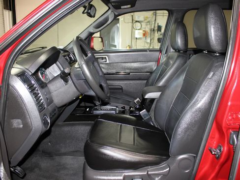 Used 2012 Ford Escape Limited FWD image 8