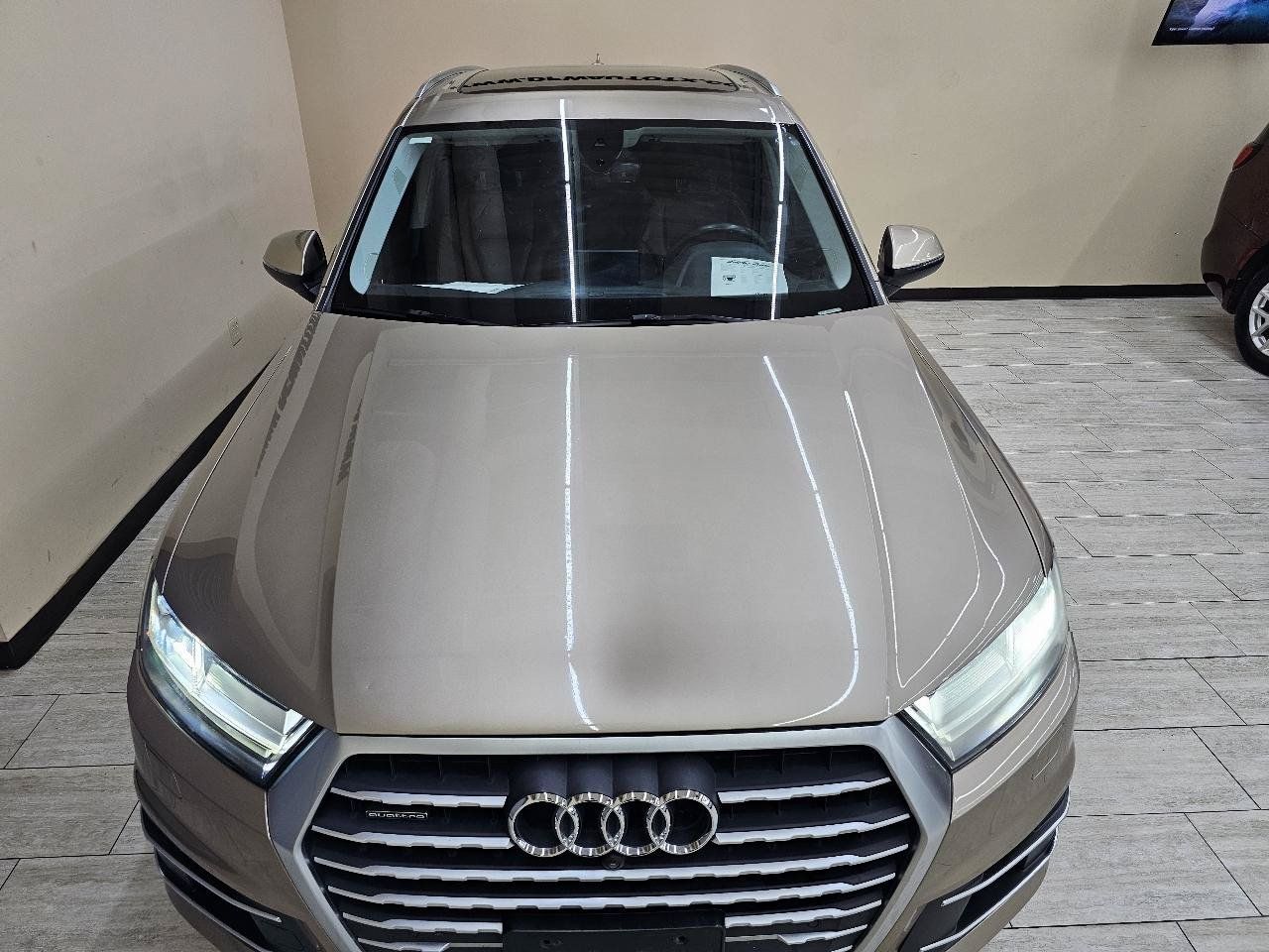 Used 2019 Audi Q7 3.0T Premium Plus w/ Premium Plus Package AWD/4WD image 4