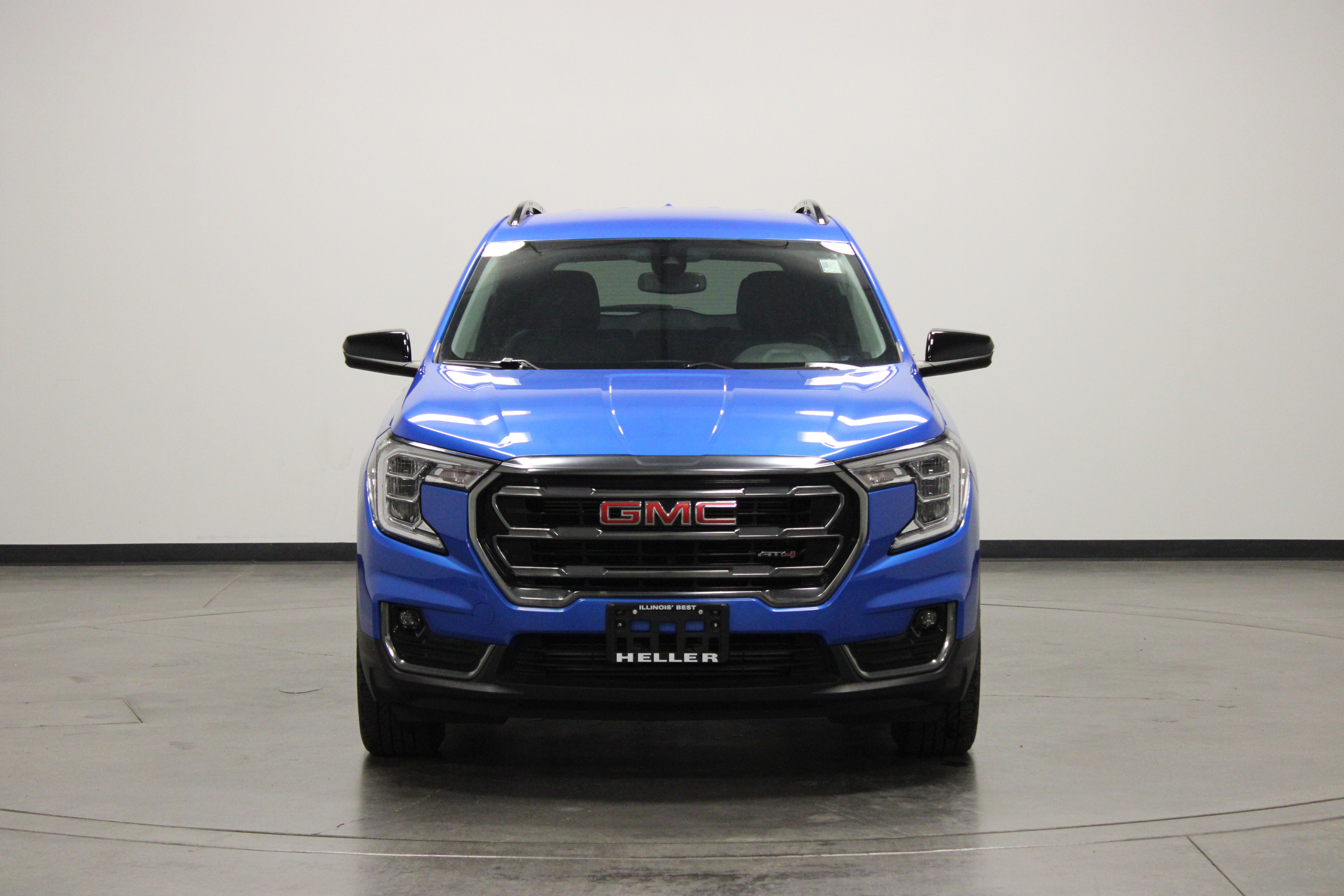 Used 2024 GMC Terrain AT4 AWD/4WD image 3