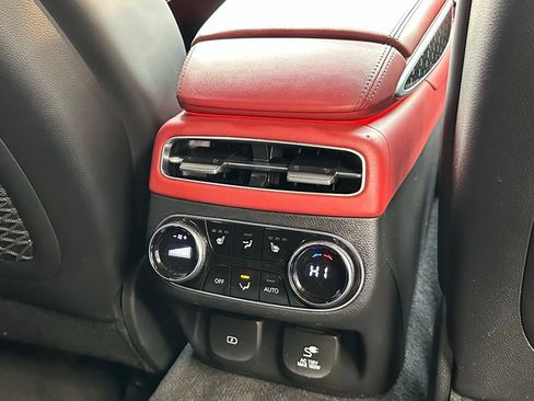 Used 2022 Genesis GV70 3.5T Sport w/ Sport Prestige Package image 31