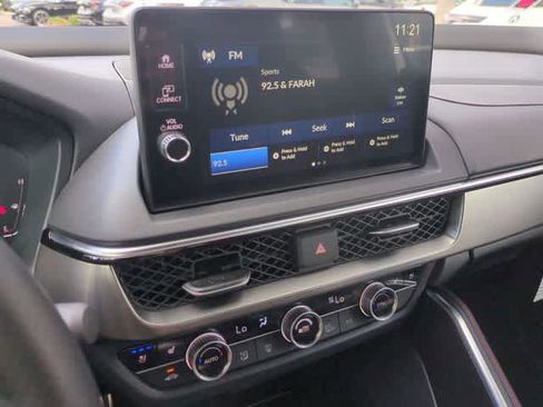 Used 2025 Acura ADX A-Spec image 30