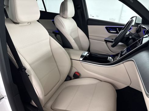 Certified 2025 Mercedes-Benz GLC 350e 4MATIC image 23