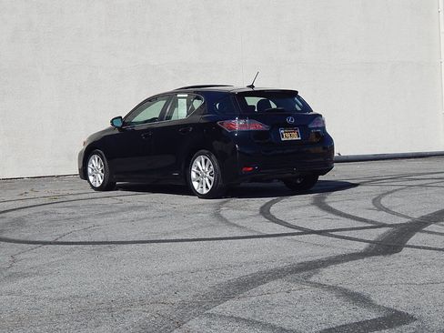 Used 2012 Lexus CT 200h Premium w/ Leather Pkg image 3