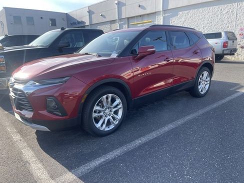 Used 2019 Chevrolet Blazer LT w/ Sun and Wheels Package image 3
