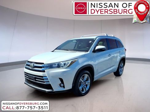 Used 2017 Toyota Highlander Limited FWD image 7
