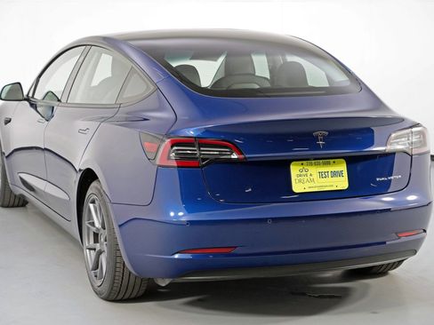 Used 2022 Tesla Model 3 Long Range image 51