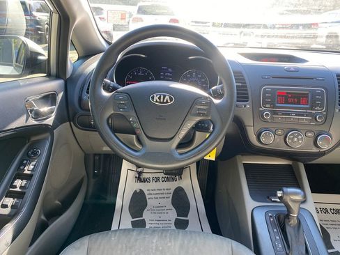 Used 2016 Kia Forte LX FWD image 22