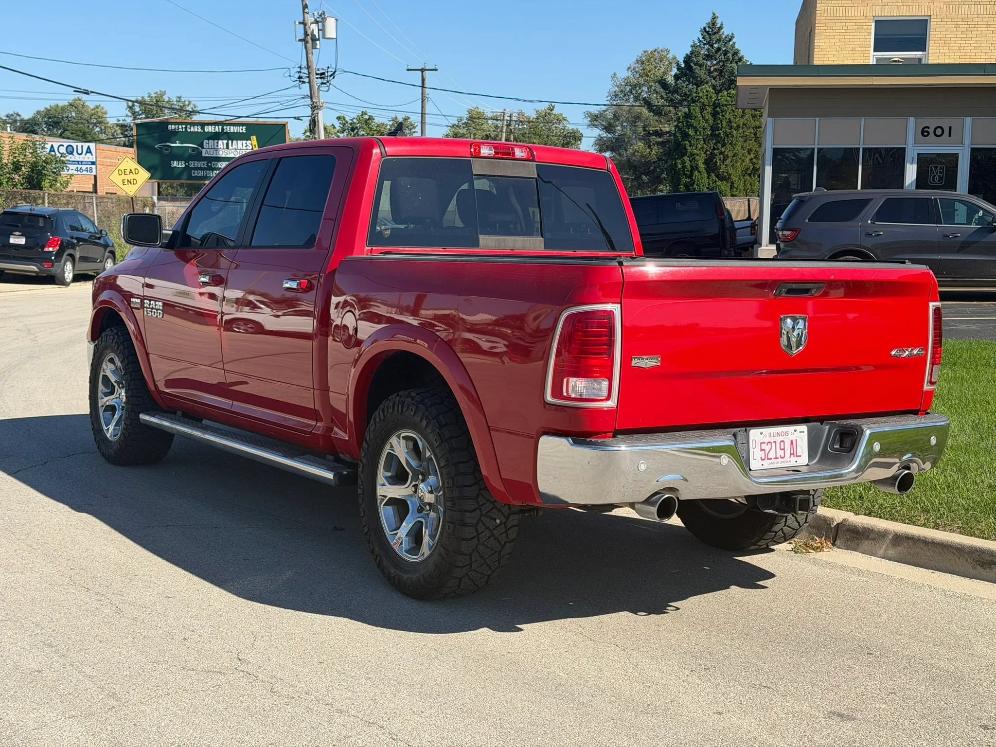 Used 2017 RAM 1500 Laramie w/ Convenience Group AWD/4WD image 3