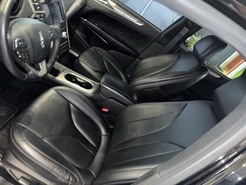 Used 2017 Lincoln MKC Premiere FWD image 26