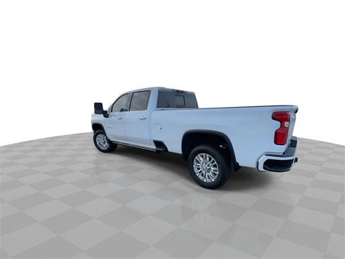 Used 2021 Chevrolet Silverado 3500 High Country w/ Z71 Off-Road Package image 6