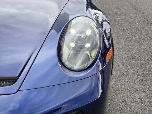 Used 2024 Porsche 911 GT3 RWD image 12