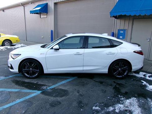 Used 2023 Acura Integra A-Spec image 3
