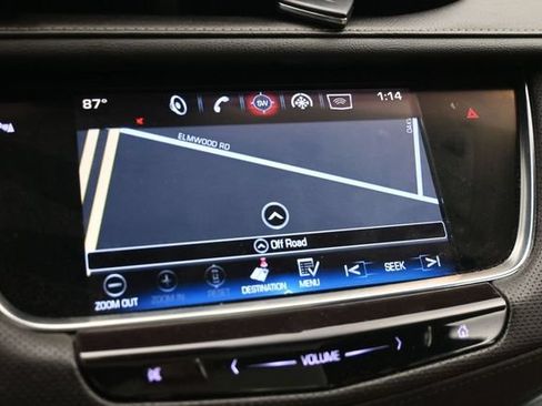 Used 2017 Cadillac XT5 Luxury w/ Driver Awareness Package FWD image 19