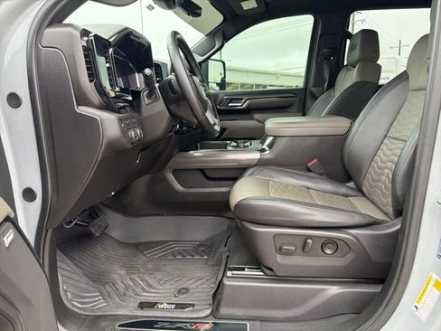 Used 2024 Chevrolet Silverado 2500 ZR2 w/ ZR2 Bison Edition image 26