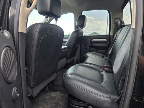 Used 2005 Dodge Ram 2500 Truck SLT image 13