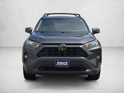 Used 2021 Toyota RAV4 XLE Premium FWD image 2