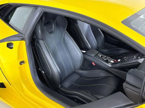 Used 2018 Lamborghini Huracan LP 580-2 RWD image 5
